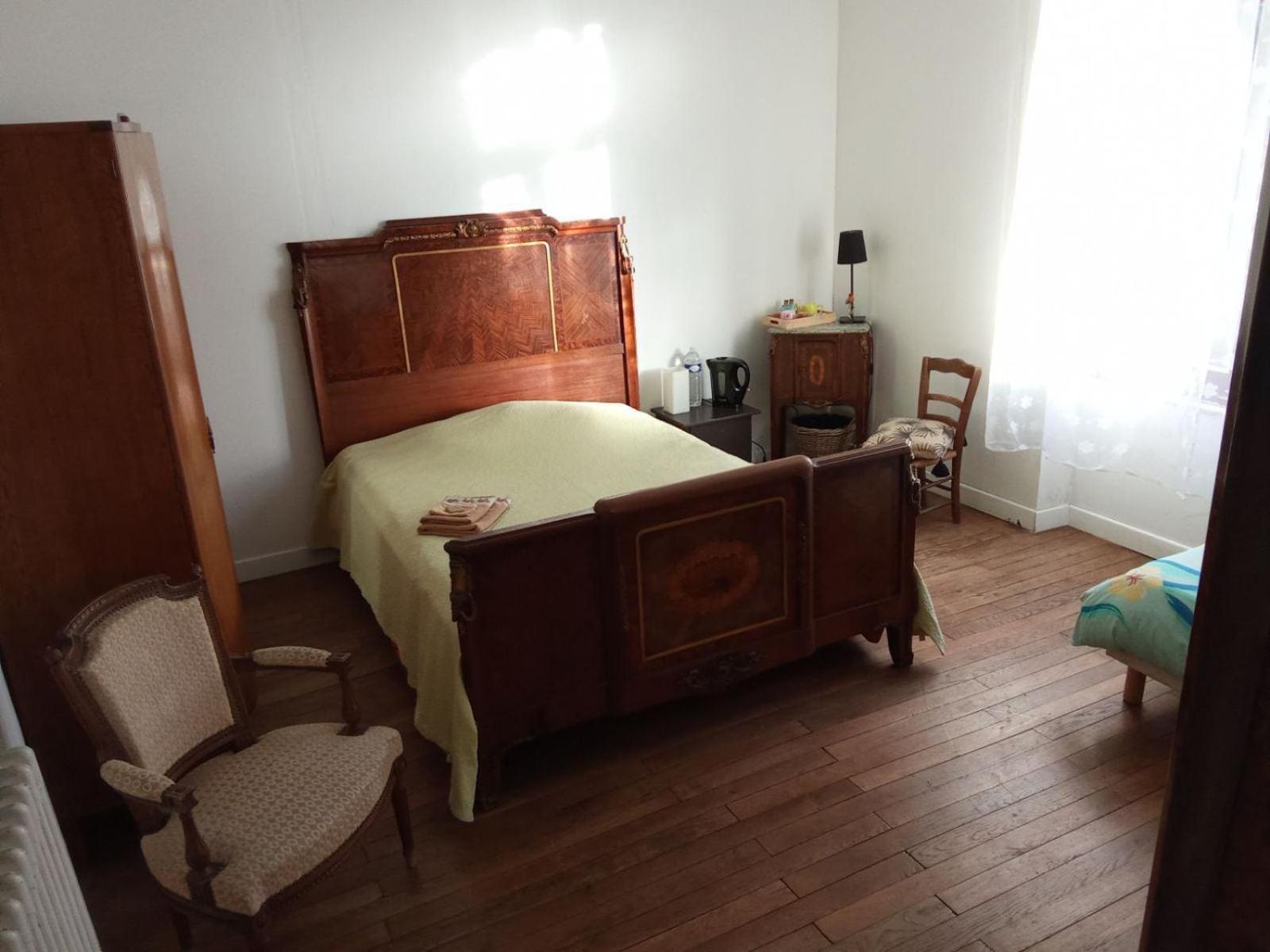 Chambre Dans Maison Bourgeoise Hotel Airvault Kültér fotó